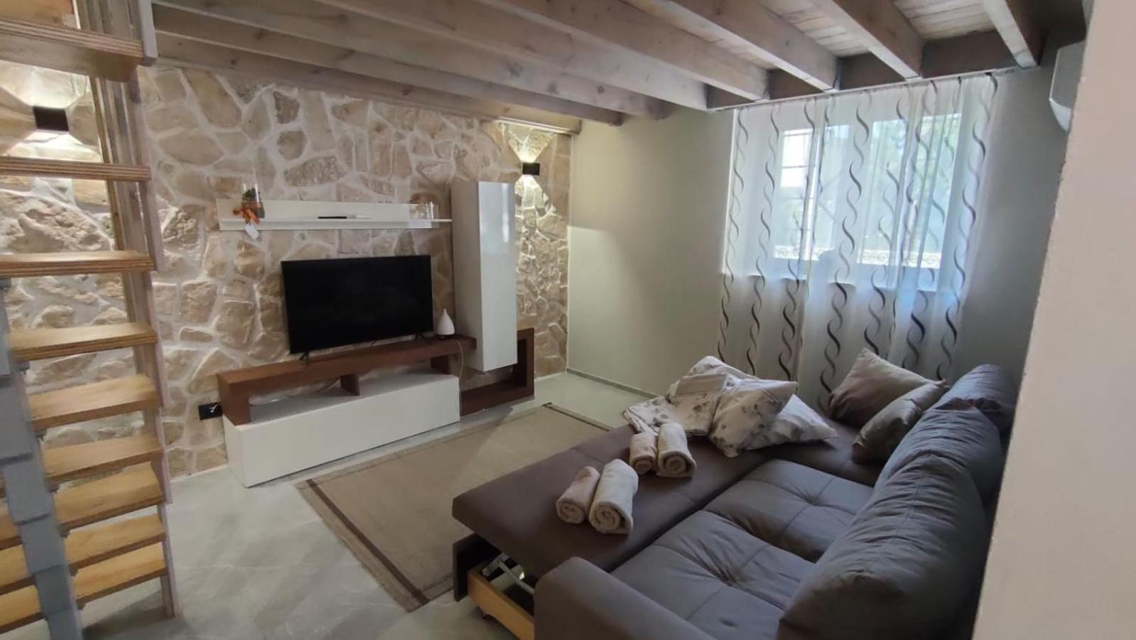 Louis Home Сиракузы Экстерьер фото